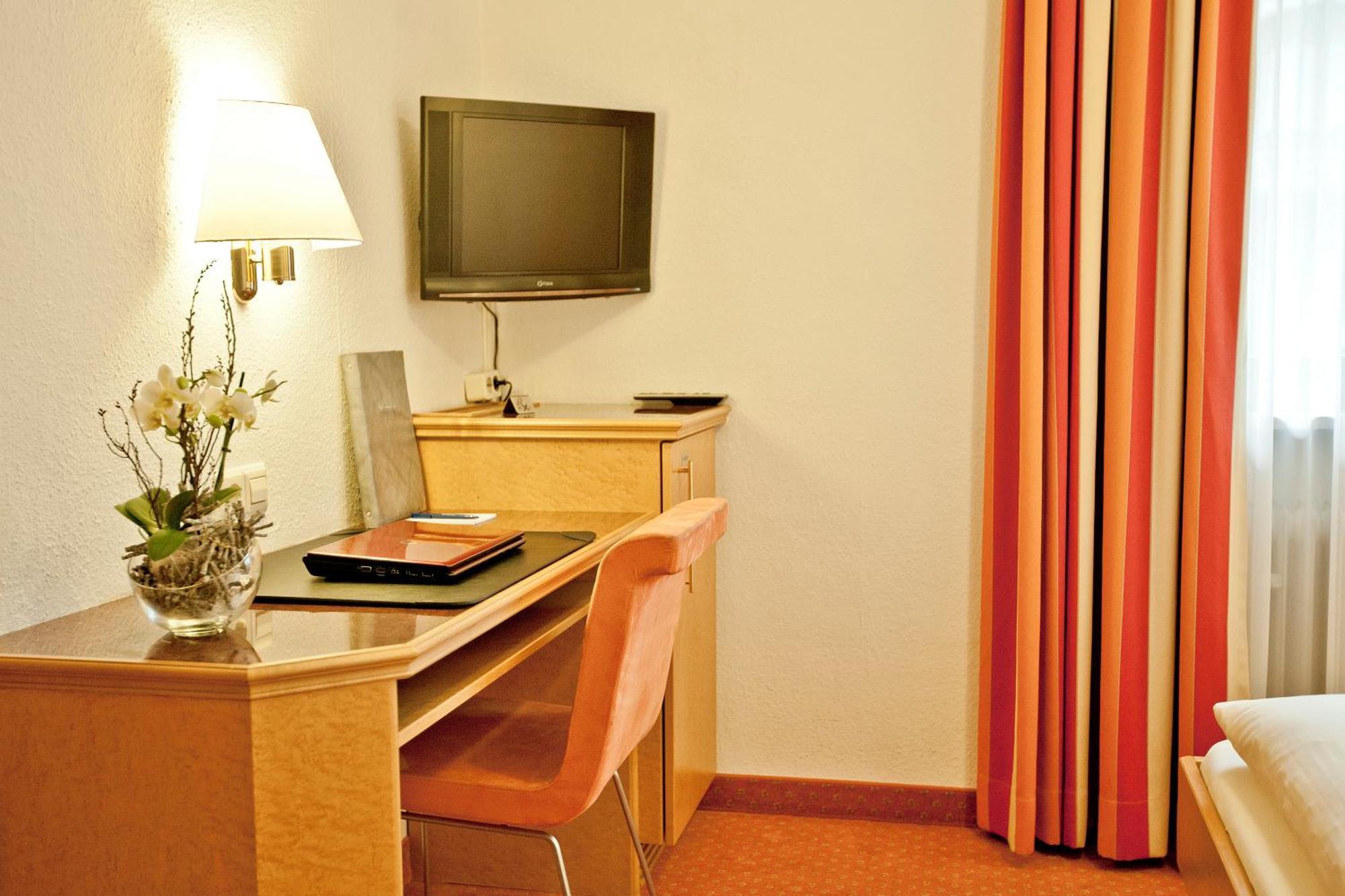Wuermtaler Gaestehaus Gräfelfing Kamer foto